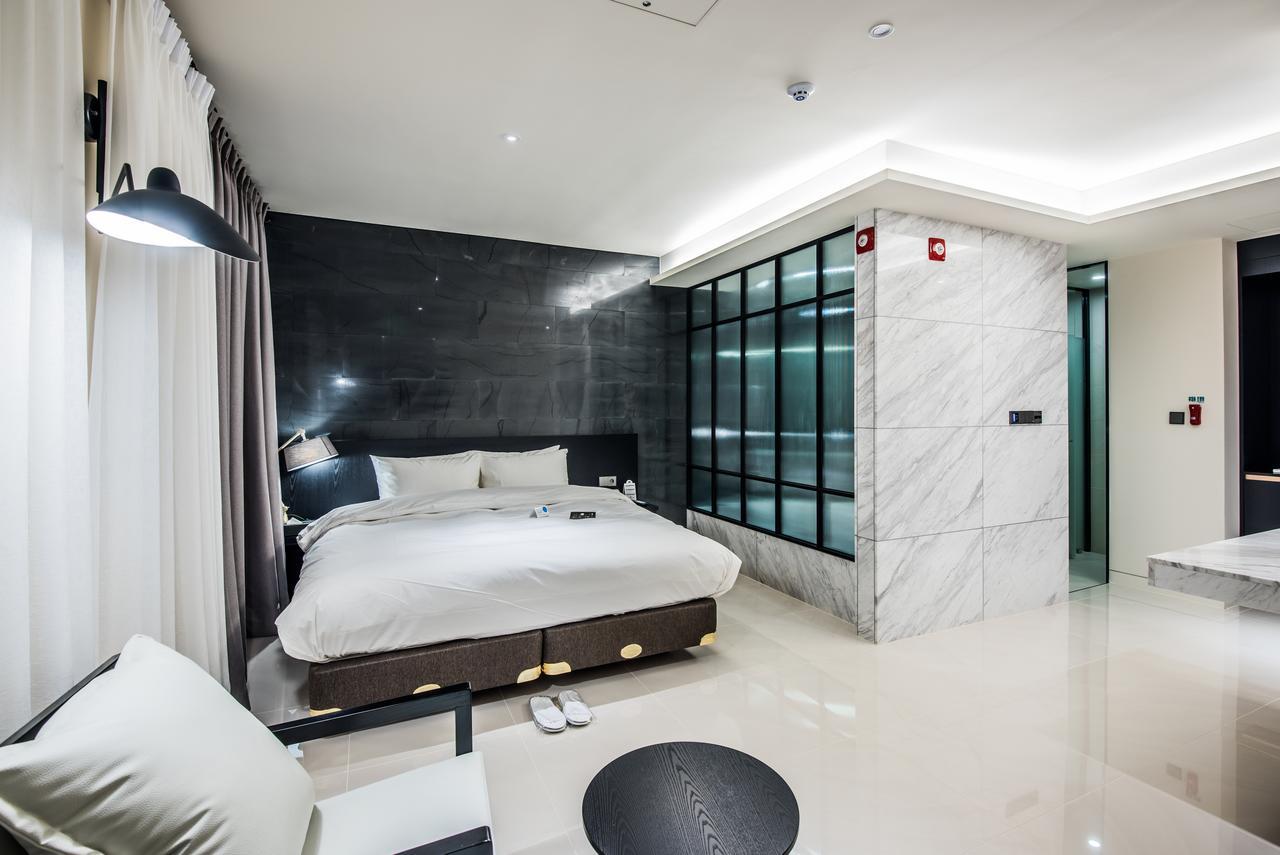 Rivertain Hotel Daegu Bagian luar foto